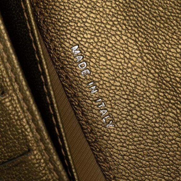 CHANEL Authentic Green Leather Logo Wallet - Picture 9 of 10